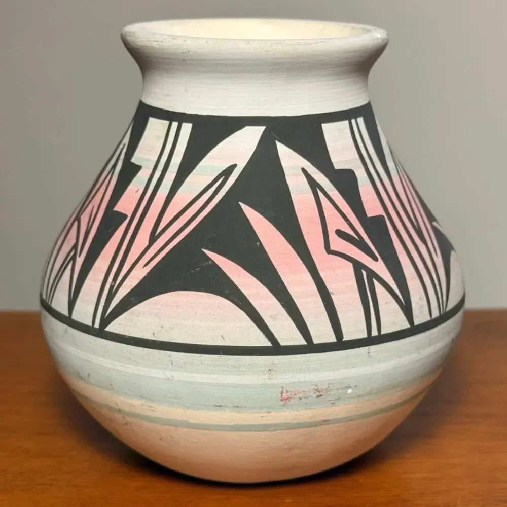 Vintage Mesa Verde Pottery Vase Signed Perfina Rockwell Navajo USA Pastel